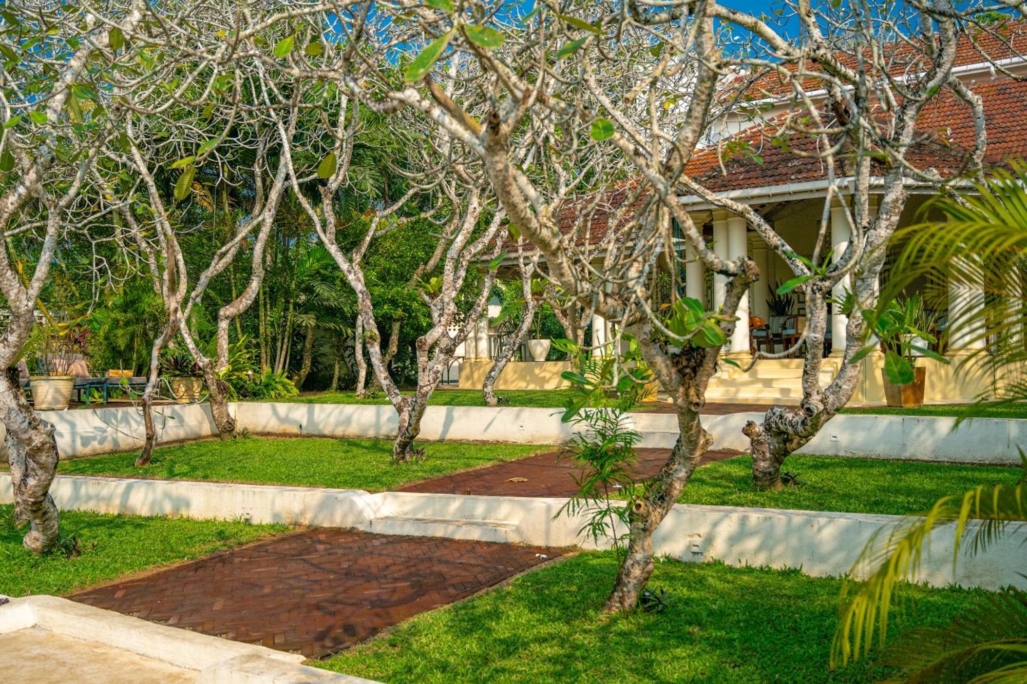 The Sun House Hotel Galle Exterior photo